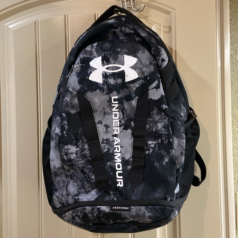 Large Backpack by Under Armour Brand.  EUC!
